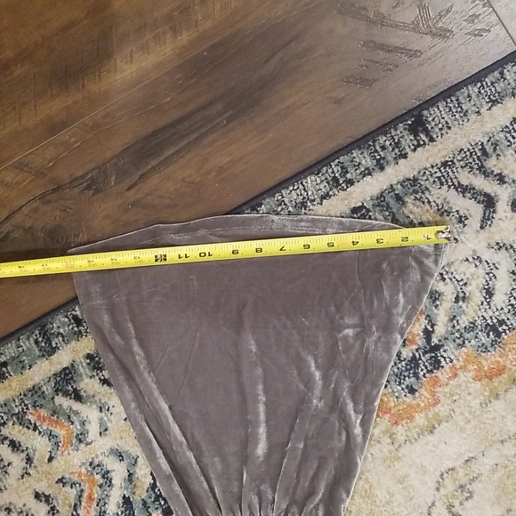 Labellem Hillary Scott top - Picture 2 of 7